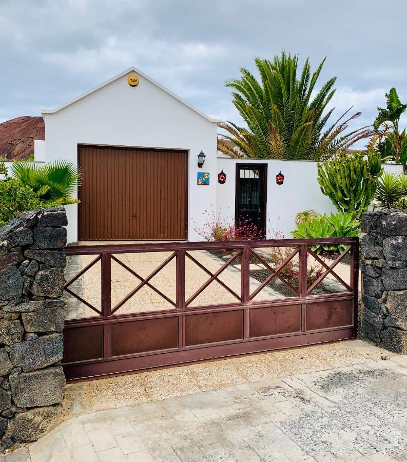 Lovely Villa Nico Playa Blanca, Hot Tub, Communal Pool Bagian luar foto