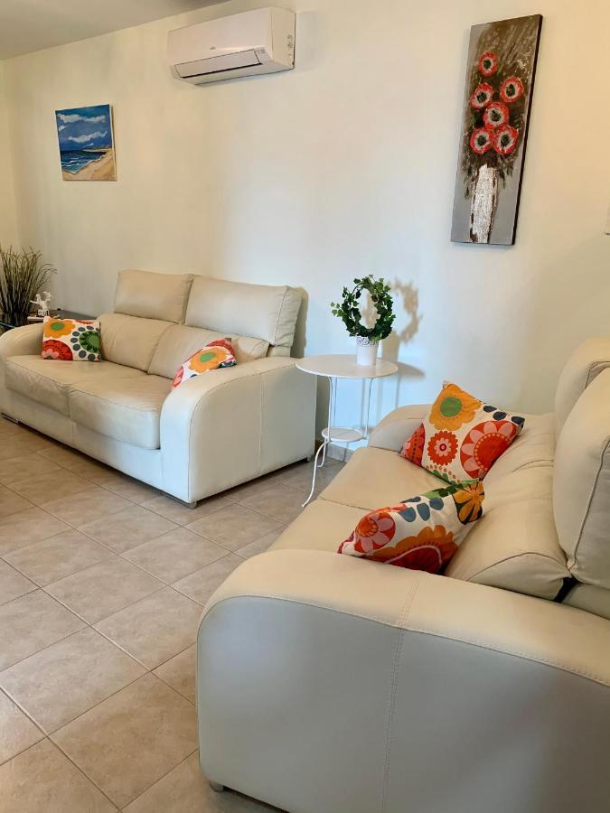 Lovely Villa Nico Playa Blanca, Hot Tub, Communal Pool Bagian luar foto